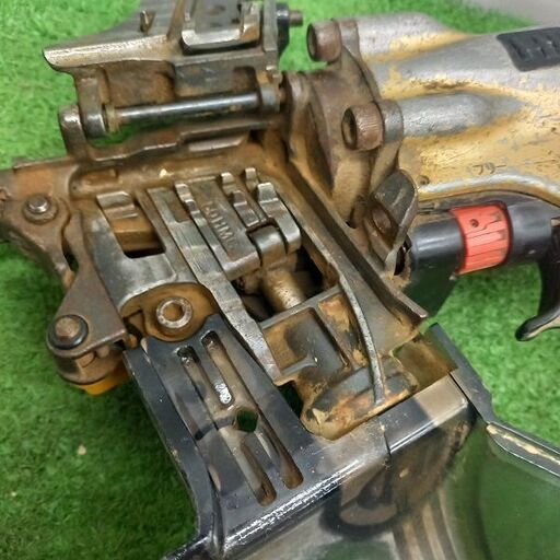 日立 型番不明（NV50HR?） 50mm高圧釘打ち機【野田愛宕店】【店頭取引