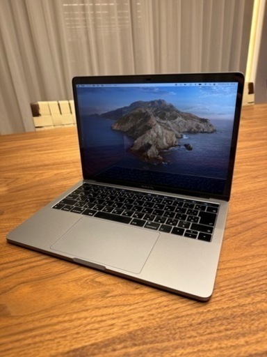 値下げOK】MacBook pro 2019 13.3インチ Core i5 (taku) 中央のMacの