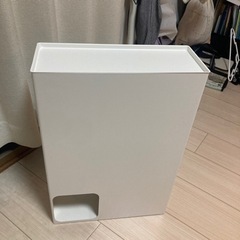 towerのトイレットペーパーホルダー