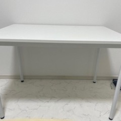 【新品】白テーブル ダイニングテーブル