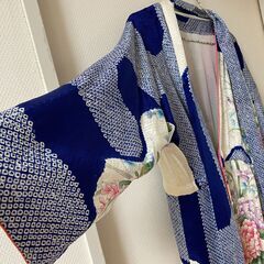 【貴重】絹総絞り着物リメイク　高級振袖ロングカシュクールワンピース　青