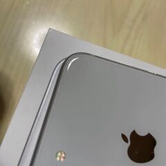 iPhone 8 シルバー 64 GB SIMフリー