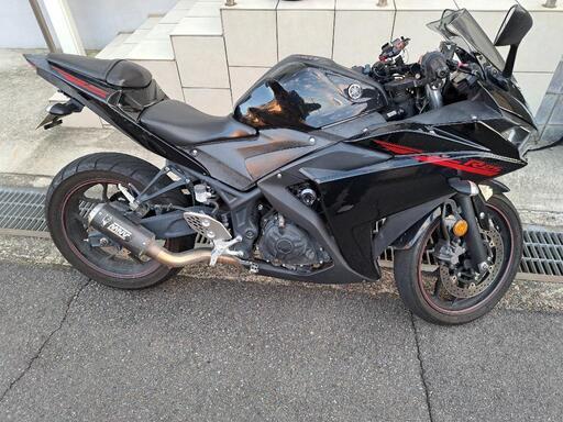 YZF-R25 ブラック