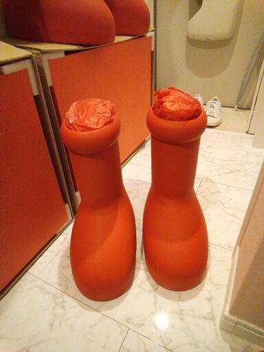 MSCHF BIGREDBOOTS アトムブーツ