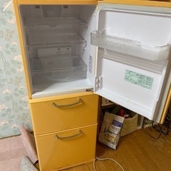 冷蔵庫０円です！欲しい方、譲ります！！