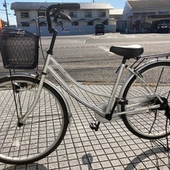 26インチ自転車】美品❗️変速なし 前後タイヤ、カゴ、サドル、鍵 