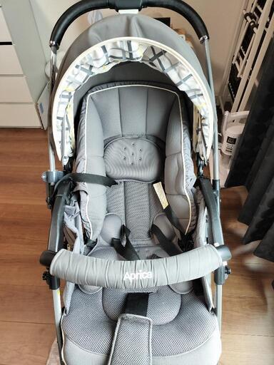 アップリカラクーナクッションab　5.6kg（説明書付き）