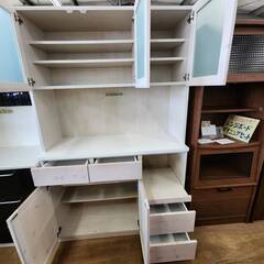 【愛品倶楽部柏店】3枚扉キッチンボード カントリー調