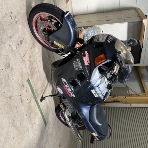 ホンダ CBR1000F