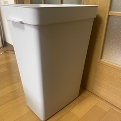 IKEAゴミ箱　35L