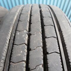 ブリヂストン　R225　225/80R17.5 123/122L　2本　9分溝　程度良好！
