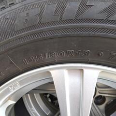 145/80/R13スタッドレスタイヤアルミホイール4本セット