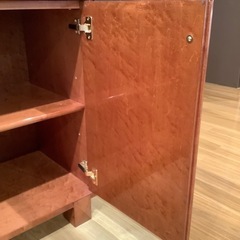 【イオンモール神戸南店】値下げしました!!　2枚扉書棚　バーズアイ【取りに来られる方限定】