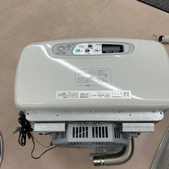 美原店 極美品 CORONAストーブ FF式 ミニパル［ホワイト］ FF-VT4220