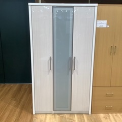 イオンモール神戸南店】ニトリワードローブ 3枚扉【取りに来られる方