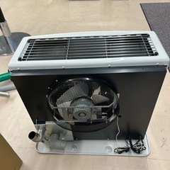 美原店 極美品 トヨトミ 赤外線と温風のダブル暖房 FF式ストーブ(