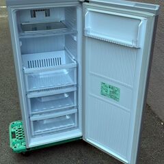 ㉝【税込み】三菱 121L 冷凍庫 MF-U12D-S1 トレー1つ欠品 2020年製【PayPay使えます】