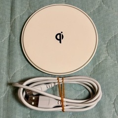 ワイヤレスチャージャー 無線充電器 Qi iPhone スマート...