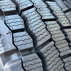 トラック用スタッドレス ミシュランXDW 265/70R19.5 2本