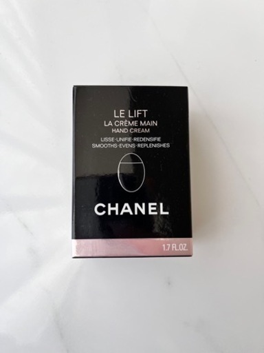 CHANEL ル　リフト　ラ　クレーム　マン
