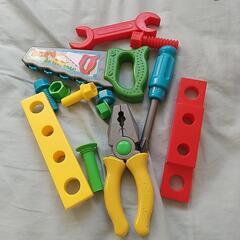 トントンおもちゃ工具