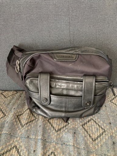 diesel ショルダーバッグ　大容量