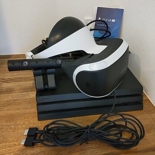 プレイステーション４ PS4-Pro　CUH7100B　VR セット付