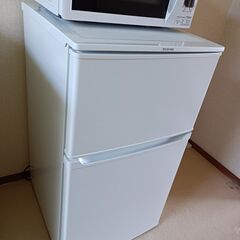 【ネット決済】小型冷蔵庫９０Ｌ ２０１９年製・電子レンジ２０１９...