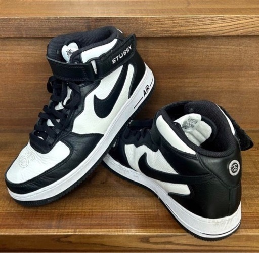 Stussy × Nike Air Force 1 Mid 黒 パンダ ナイキ