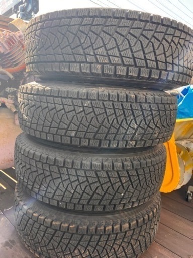 冬用タイヤ215/80/R15