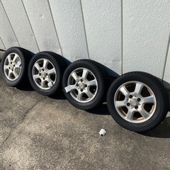 スタッドレスタイヤ　アルミホイール付き　155/65R13