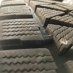 【週末限定大特価】スタッドレスタイヤ　265/70/R16  プラド等に！