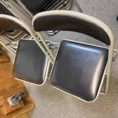 パイプ椅子　7台セット（オフィス使用）