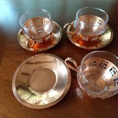 コーヒー・紅茶カップ３セット　１３００円