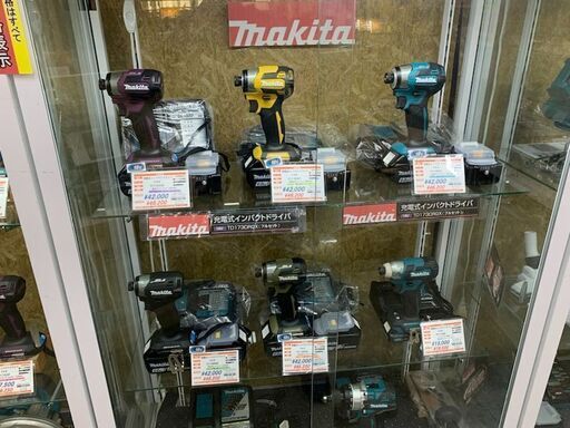 【限定価格】マキタ　充電式インパクトドライバ　TD173DRGX(各色)【未使用品】