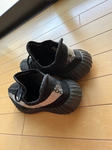 スニーカー Yeezy boost 350 v2 Oreo 28cm