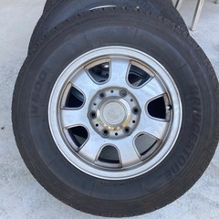 195/80R15 107/105L 15インチ6J ハイエース