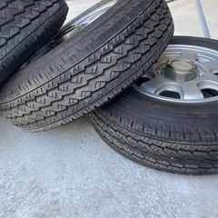 195/80R15 107/105L 15インチ6J ハイエース