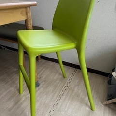 IKEA 子ども用の椅子
