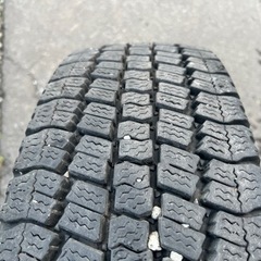 スタッドレス TOYO 215/70R17.5 6本 バリ溝