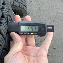 スタッドレス TOYO 215/70R17.5 6本 バリ溝