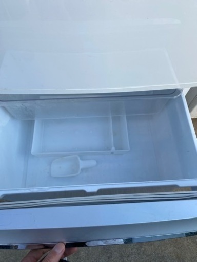 格安！早い者勝ち！しっかり冷えます！一宮市　三菱2016年式3ドア冷蔵庫