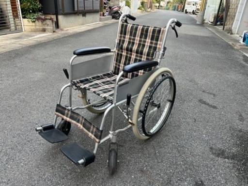 アルミ製自走式　車椅子　マキライフテック　KI-55