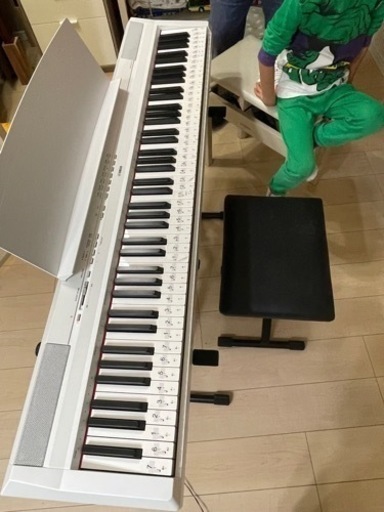 電子ピアノ　美品