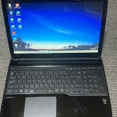 FUJITSU LIFEBOOK AH45/M USED