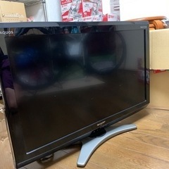 シャープ　テレビ　32インチ　アクオス