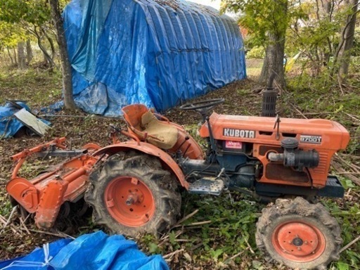 （交渉中）最終値下げ　クボタ　トラクター　四駆　B7001 交渉中）最終値下げ クボタ トラクター 四駆 B7001