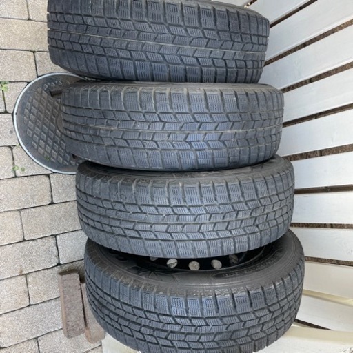 RAV4用スタッドレス21年製グッドイヤーアイスナビ225/65R17 粘り強く