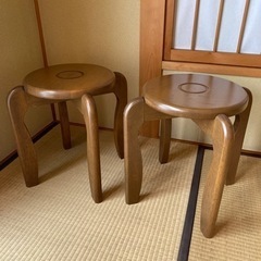 木製椅子　スツール　2脚　【お引き取り予定決定済み】