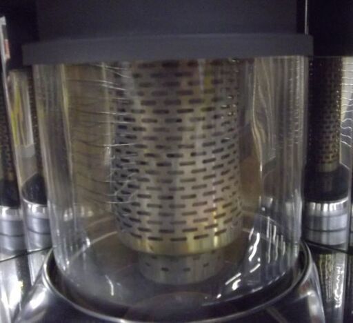 点検・整備済み 置台欠品 サンポット FFストーブ 2013年製 FFR-7010RF